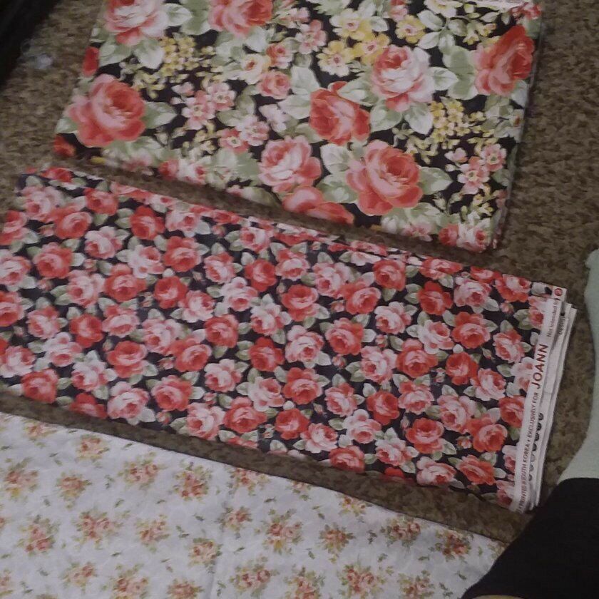 ROSES, ROSES, ROSES. 3 FABRICS,  5 YARDS