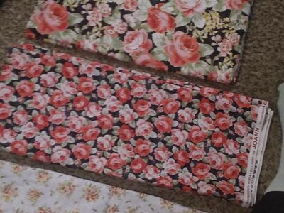 ROSES, ROSES, ROSES. 3 FABRICS, 5 YARDS