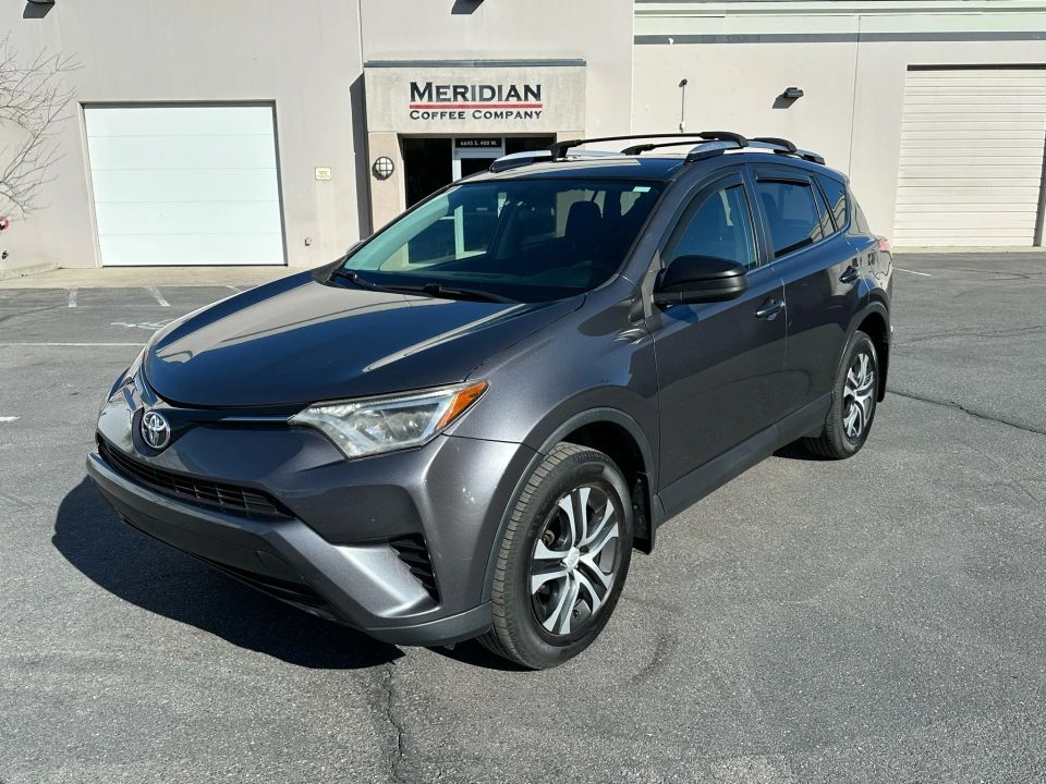 2016 Toyota RAV4 LE