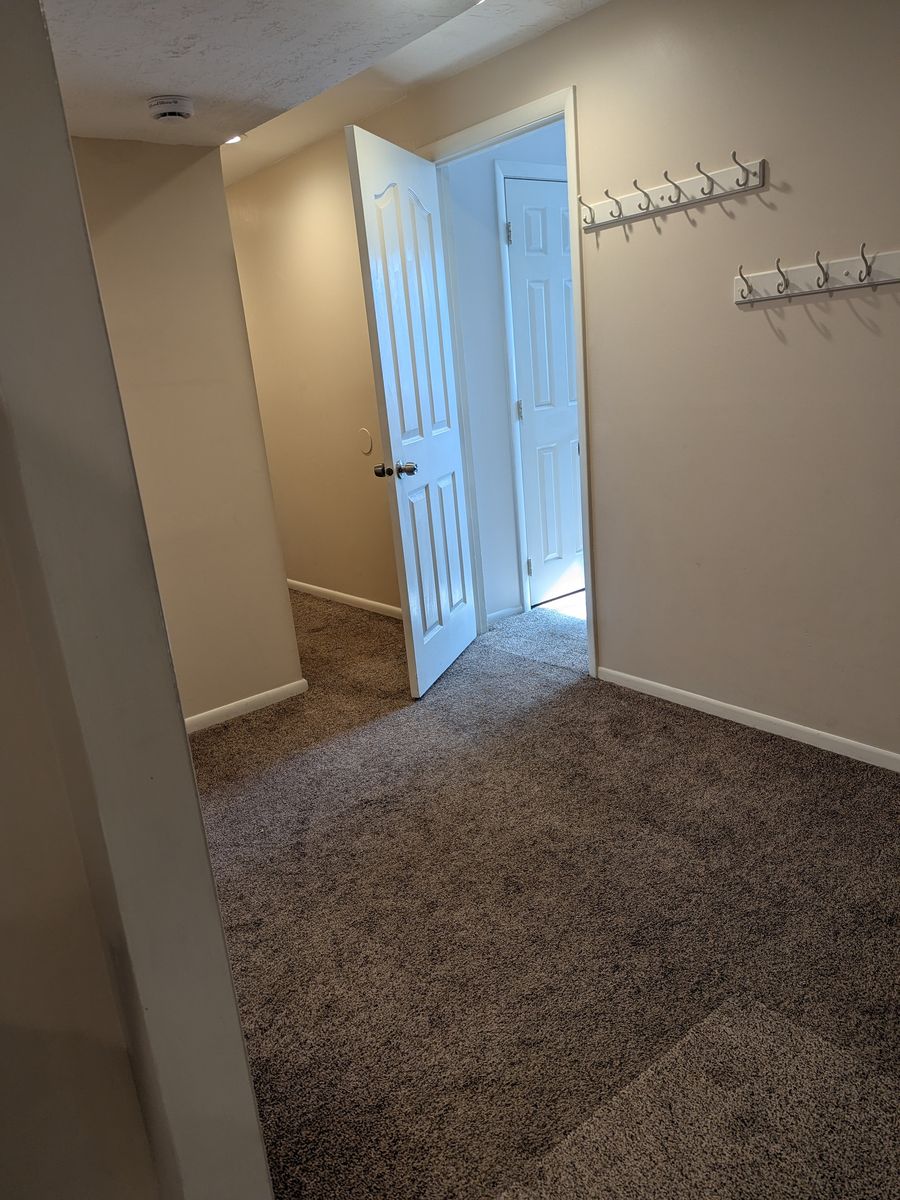 Main image 10