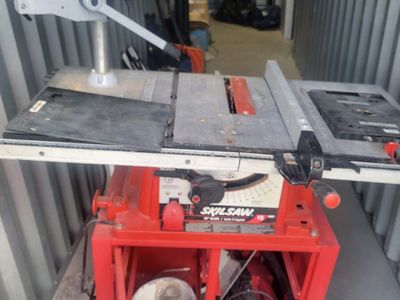 SKILSAW Model 3700 10" Blade 15 Amp Table Saw with Stand and Drill Press Attachment