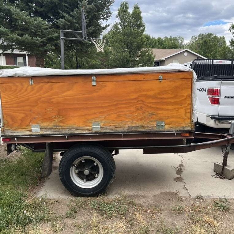 Unique Camp box trailer