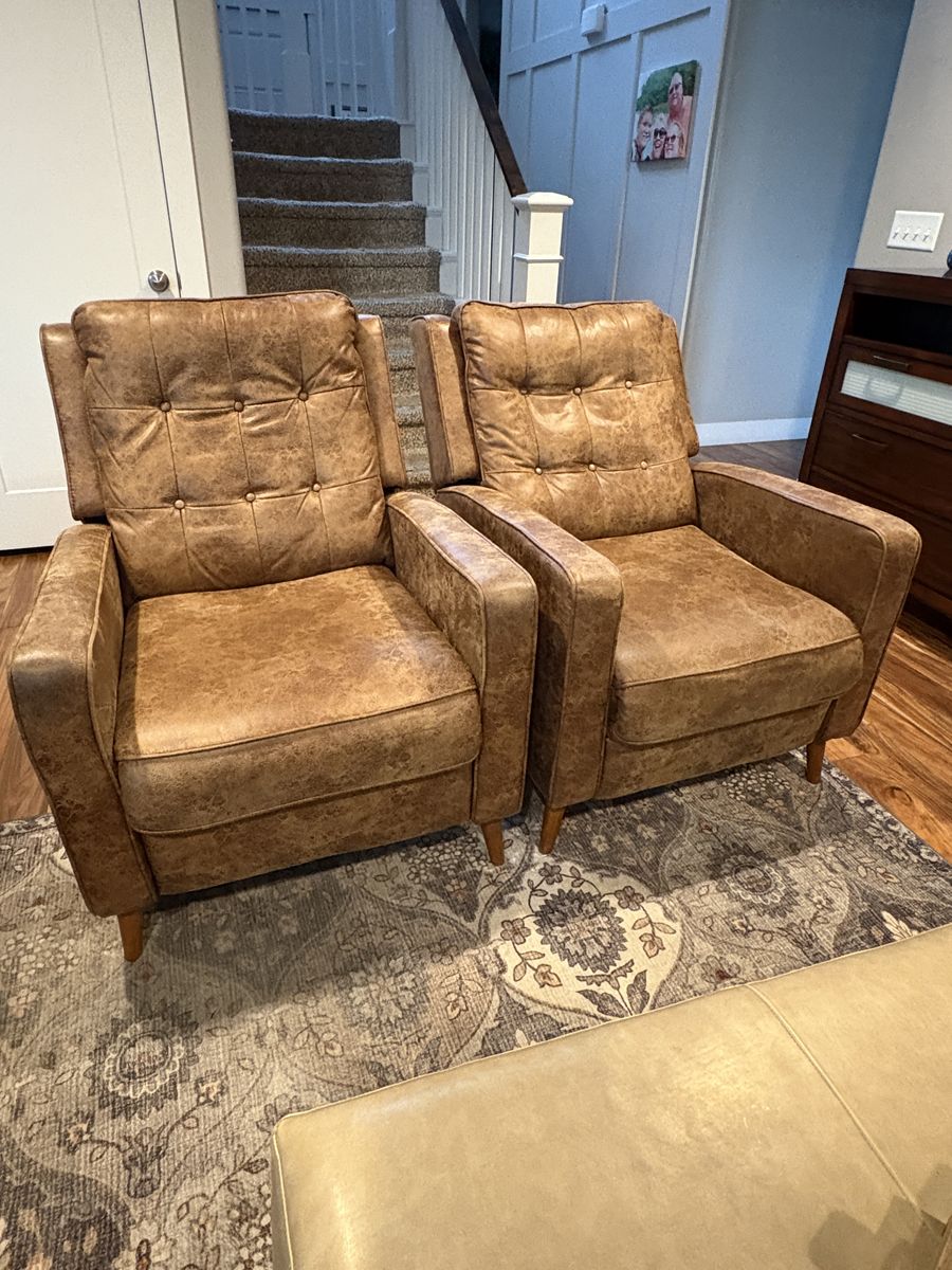 Pair of Mid-Century Style Recliners – Decent Condition