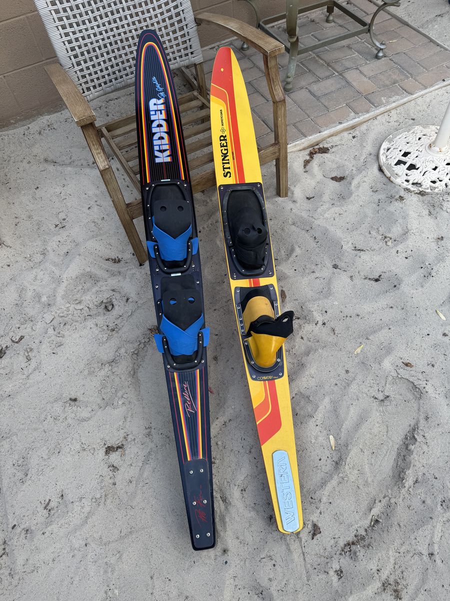Vintage Connelly & Kidder Water Skis – Great Condition