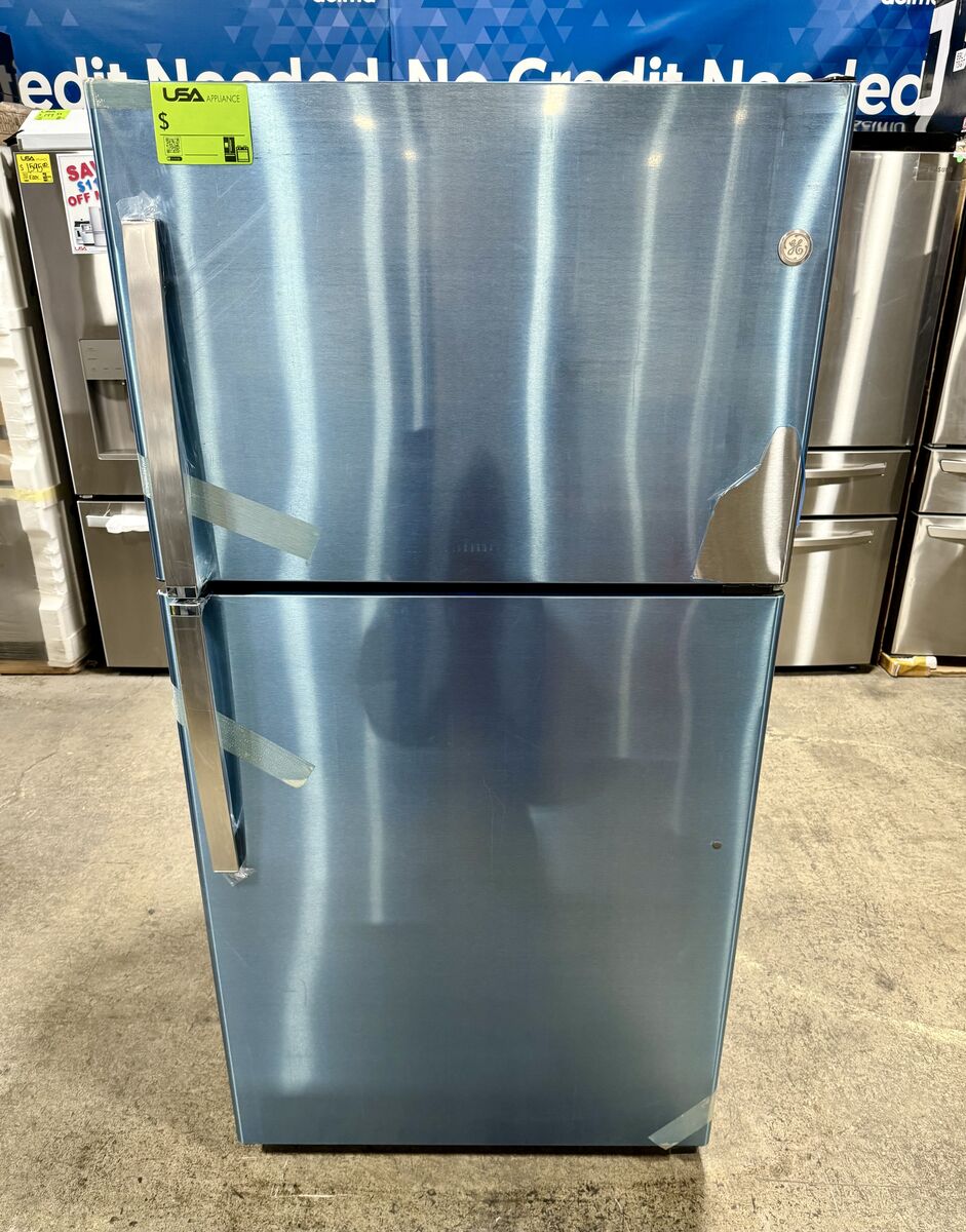 HUGE GE TOP FREEZER REFRIGERATOR STAINLESS STEEL