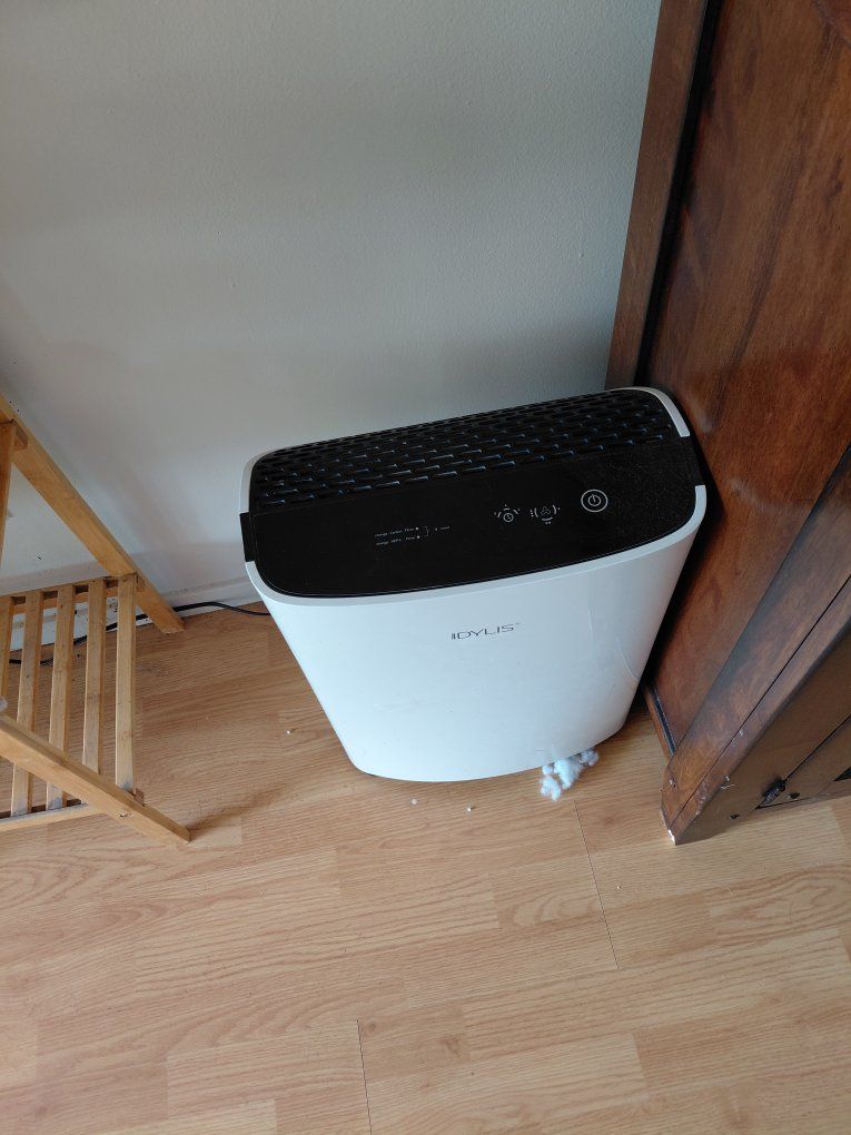 IDYLIS Air Purifier - Compact and Efficient Air Cleaner