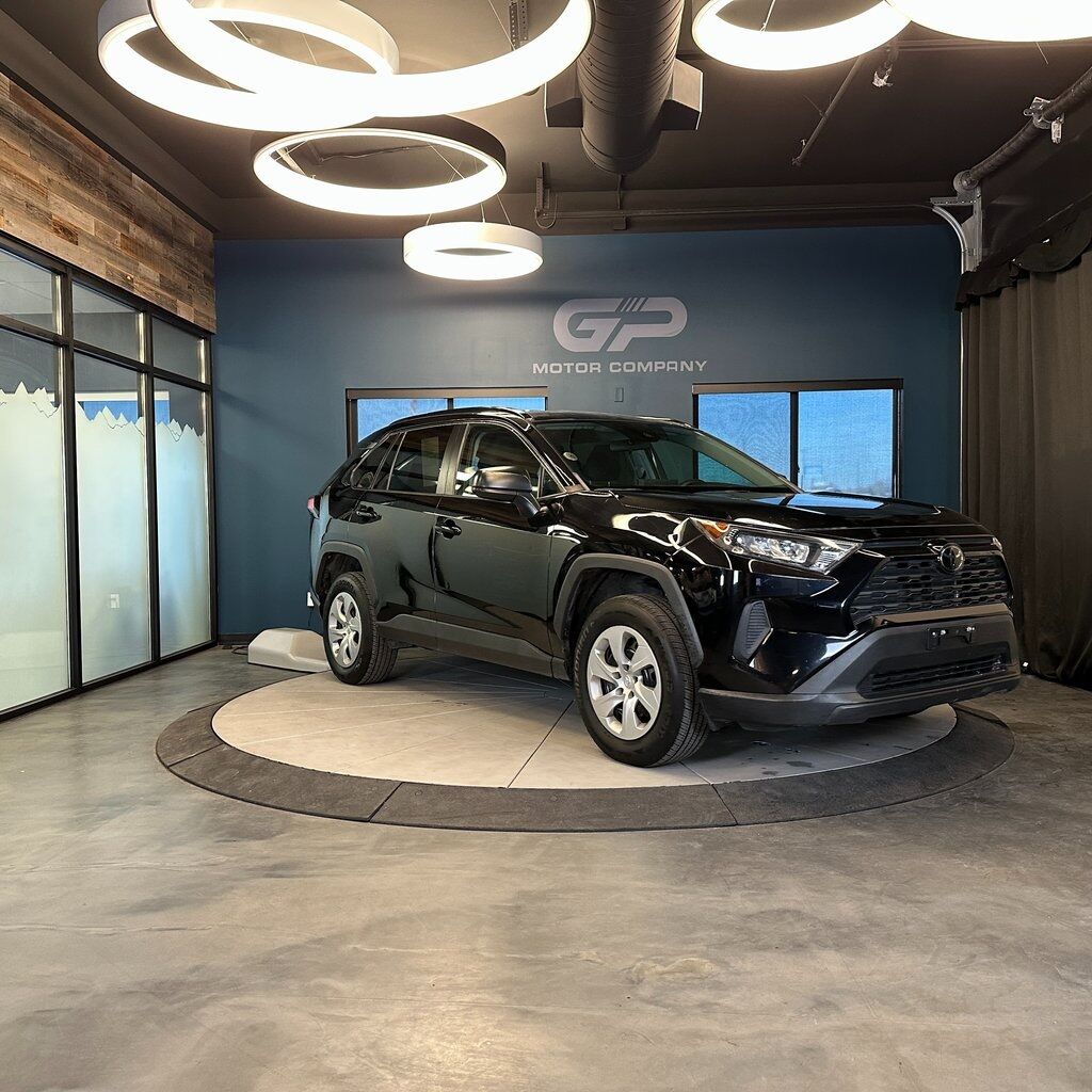 2021 TOYOTA RAV4 LE