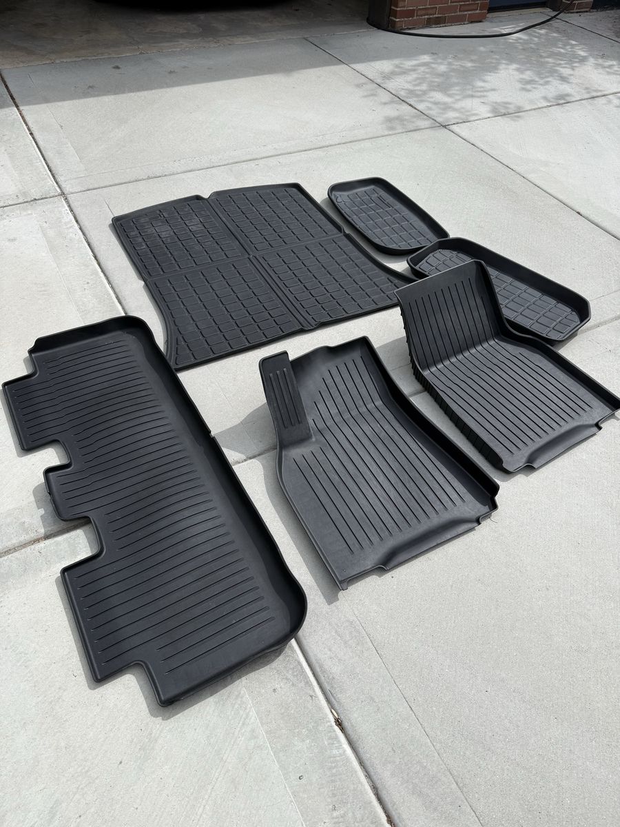 Tesla Model Y All Weather Floor Mats (Pre Juniper)