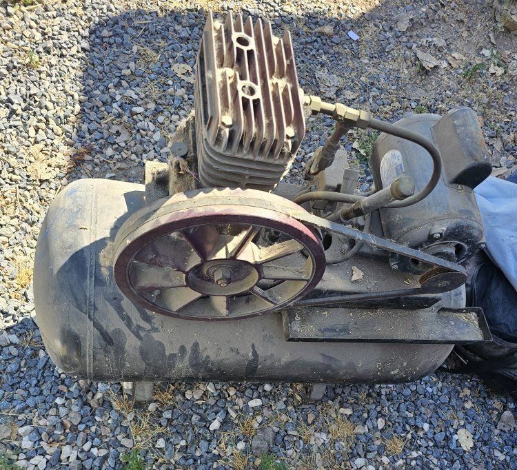Main image 3
