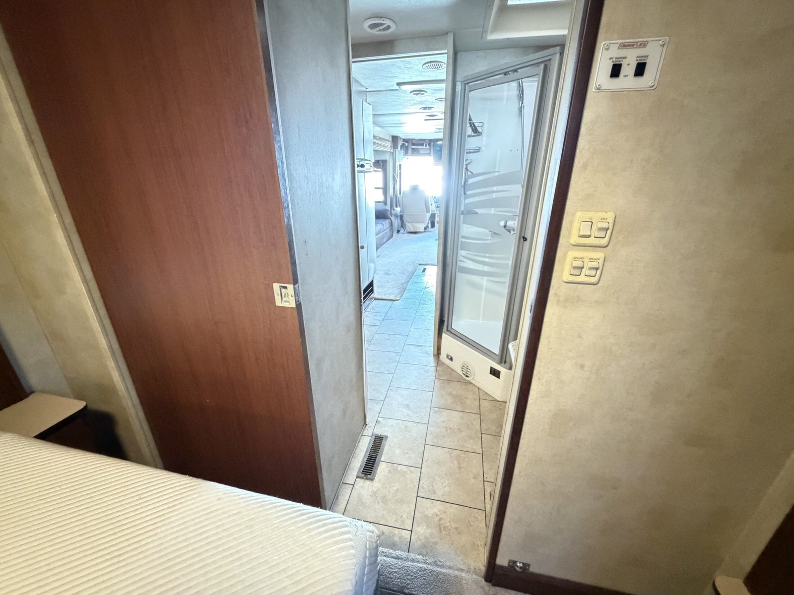 Main image 31
