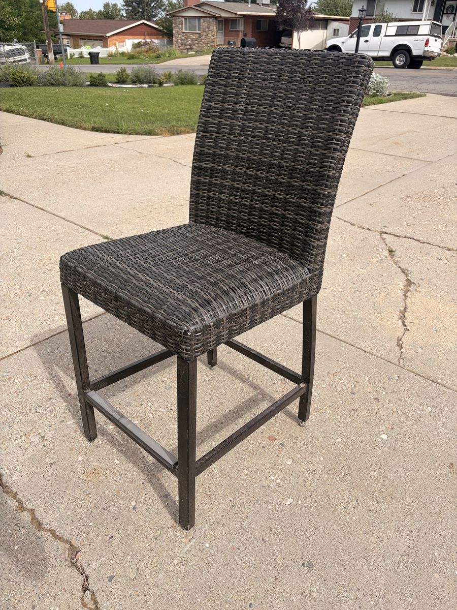 6 Patio Chairs - Agio Wicker $850 value