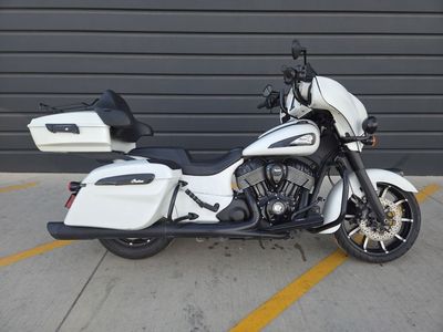2019 Indian Motorcycle® Chieftain Dark Horse® White Smoke