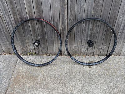Race Face AR40 Wheelset