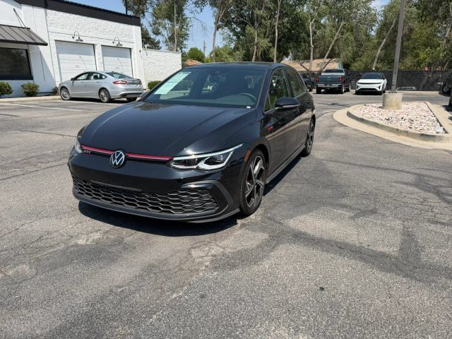 2024 Volkswagen Golf GTI SE