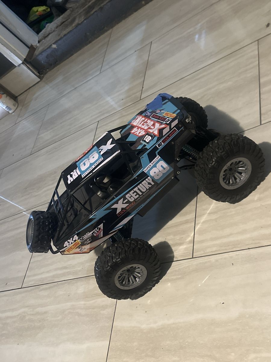 X-Century 4X4 RC Rock Crawler Remote Control Truck