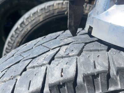 Lt285/70r17 8x6.5