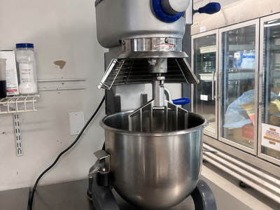 Vollrath MIX1020 20-Quart Commercial Mixer – 120V