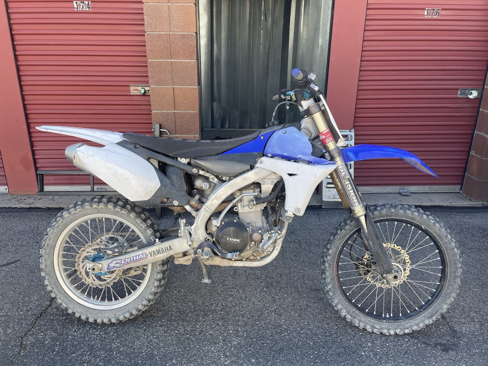 2013 Yamaha yz450 and accessories