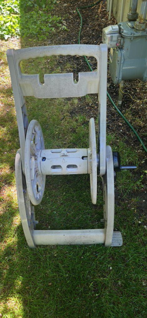 Hose Holder