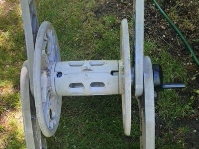 Hose Holder