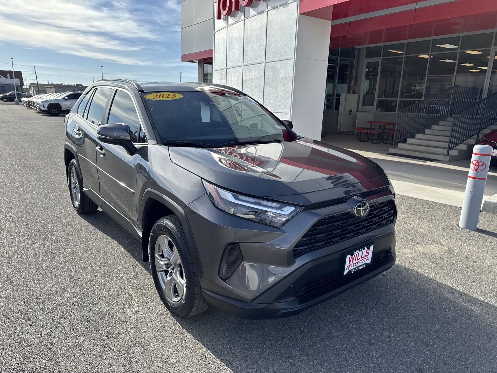 2023 Toyota RAV4 XLE