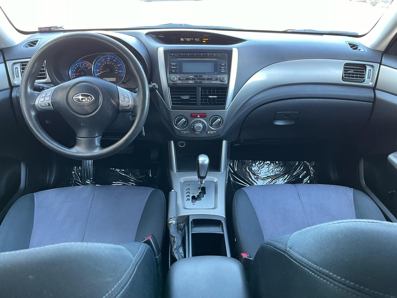Main image 10