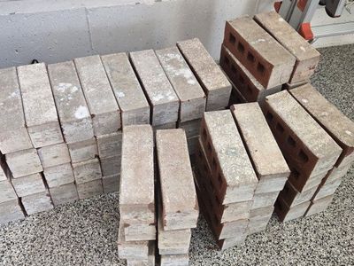 Sioux City Brick Antique White Bricks - New, Unused Building Material
