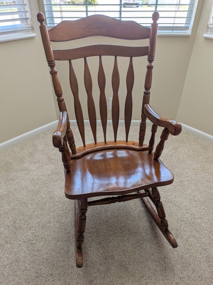 Wooden Rocking Chair