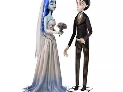 Corpse Bride- Animatronic Victor & Emily-Halloween- Halloween Wedding Arch