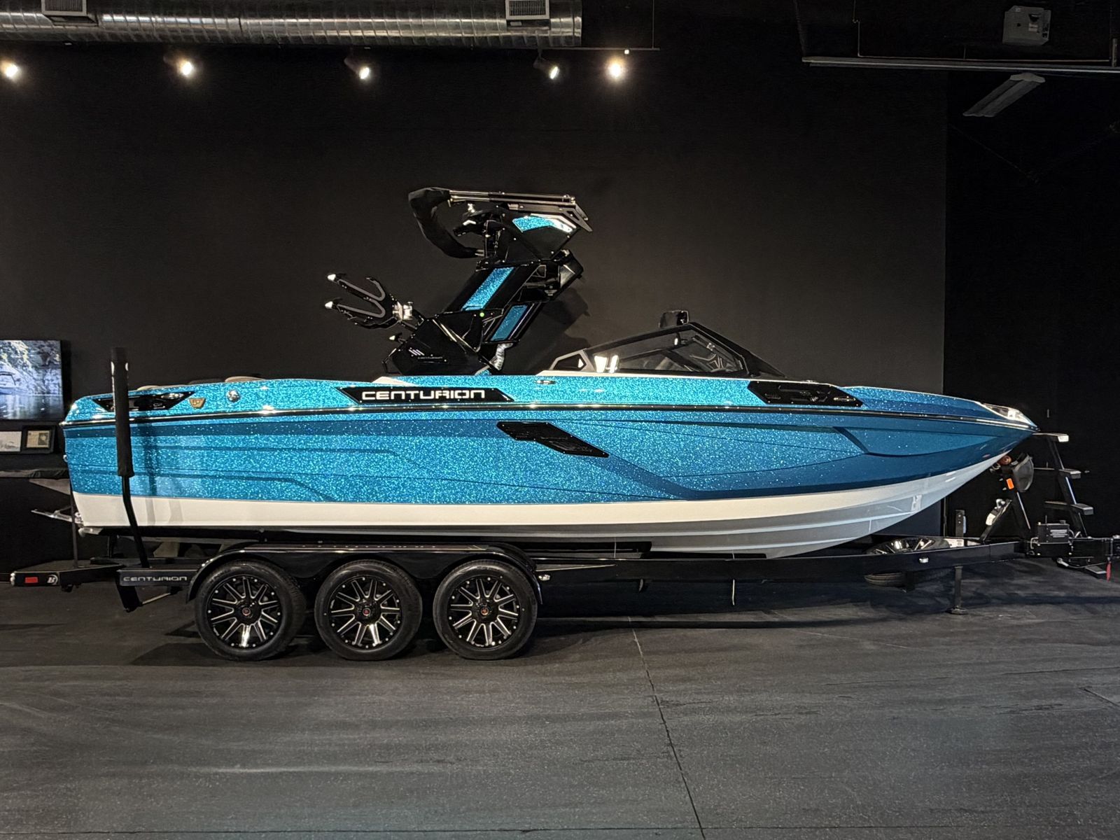 2026 Centurion Wakeboard Boats Ri245 Surf Boat - White & Bahama Blue Metal Flake