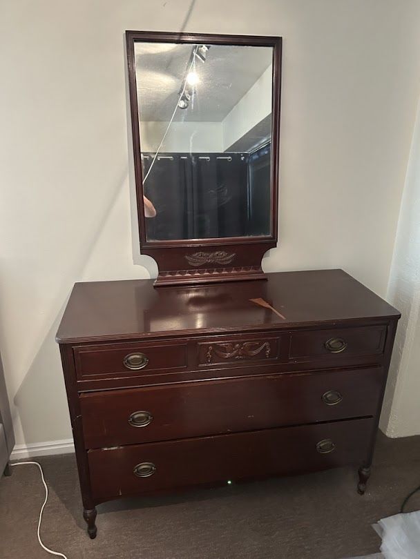 Vintage Mahogany Dresser with Matching Mirror – Solid Wood Project Piece