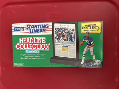 Emmitt Smith 1992 Starting Lineup Figure Headline Collection.