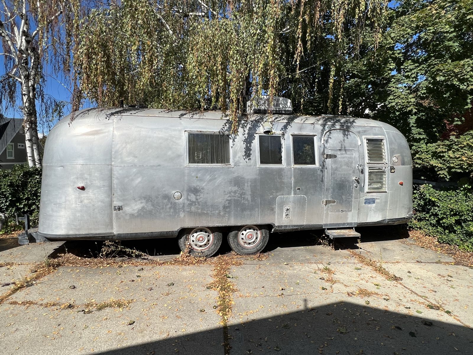 1964 Airstream Overlander 26’