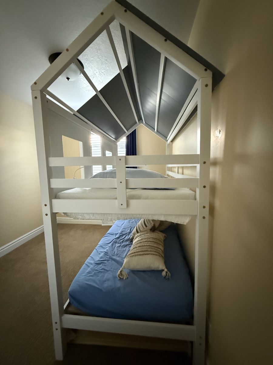 Main image 2