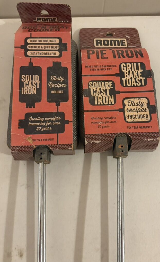 Set Of Rome Long Handled Cast Iron Cookers