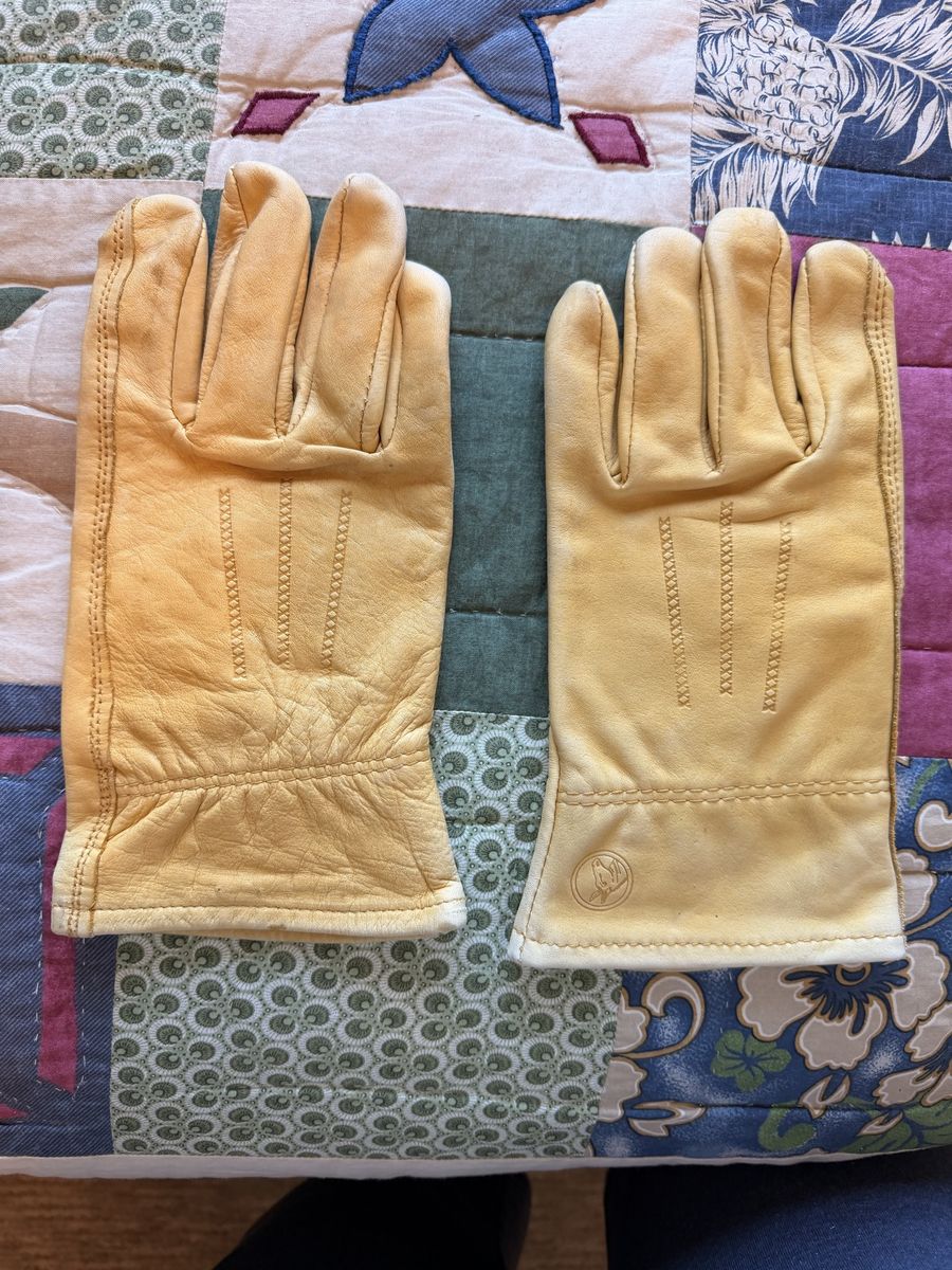 Wells Lamont brand: Yellow Leather Work Gloves Size: Medium