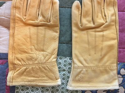 Wells Lamont brand: Yellow Leather Work Gloves Size: Medium
