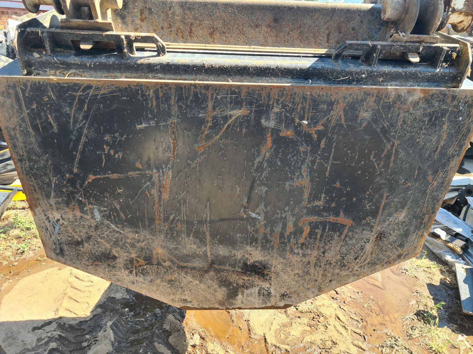 Main image 3