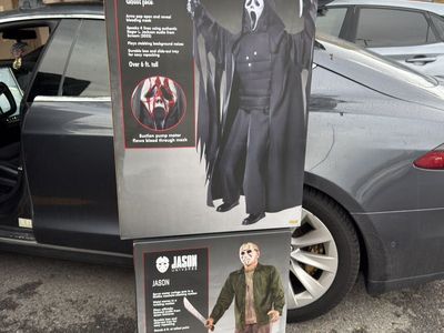 Jason Animatronic- Jason Universe NIB