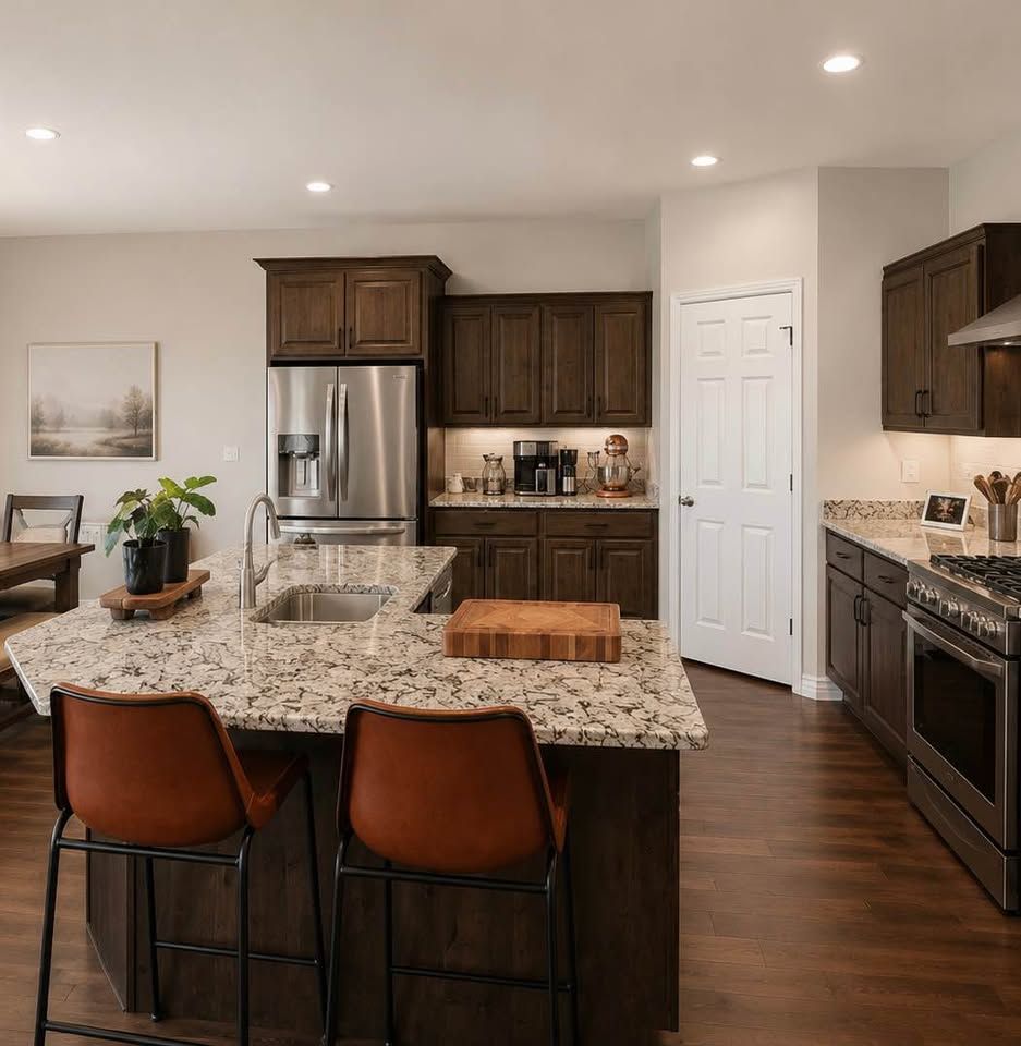 Knotty Alder Cabinets & Granite