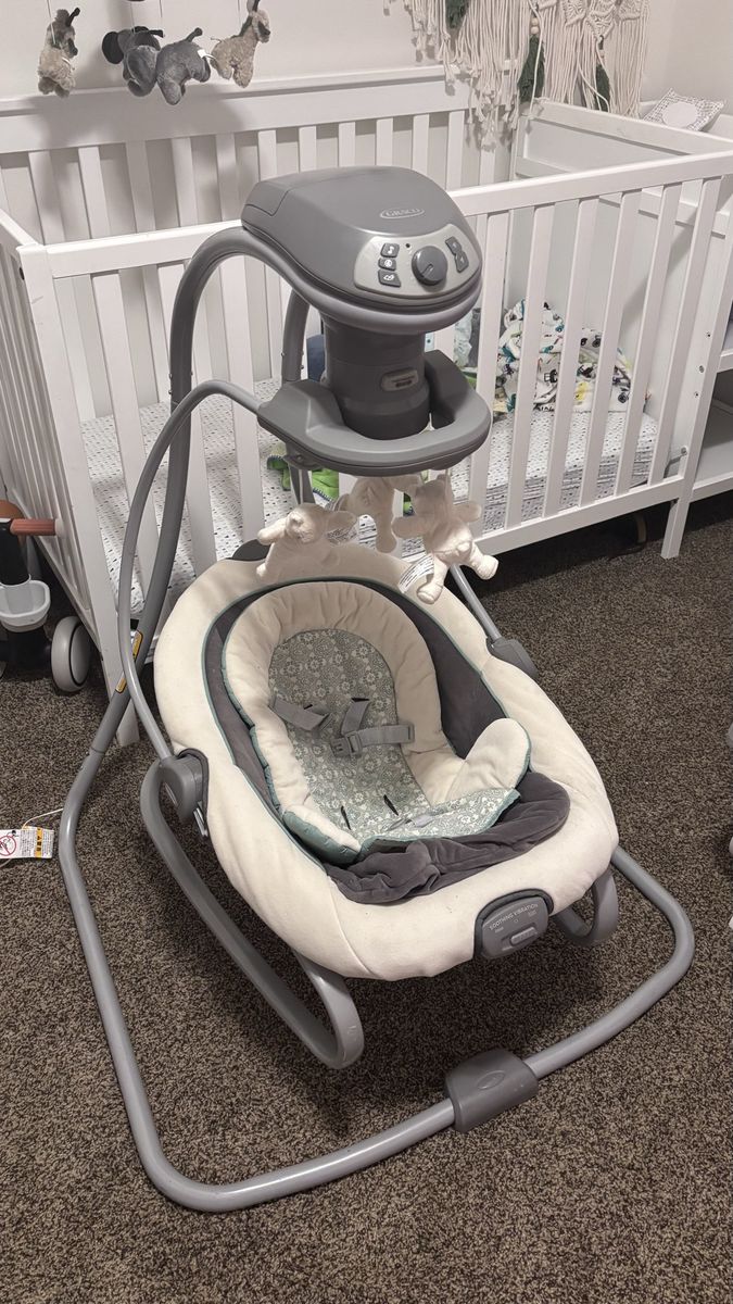 Graco DuetSoothe Baby Swing & Rocker – Great Condition