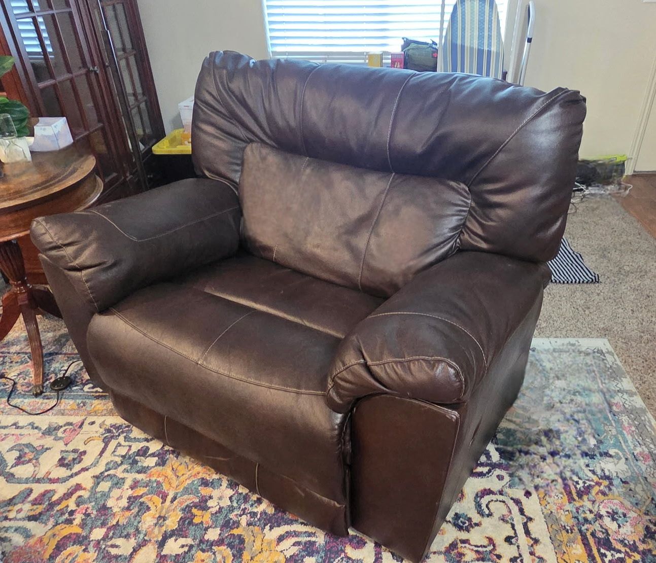 Extra Wide Recliner