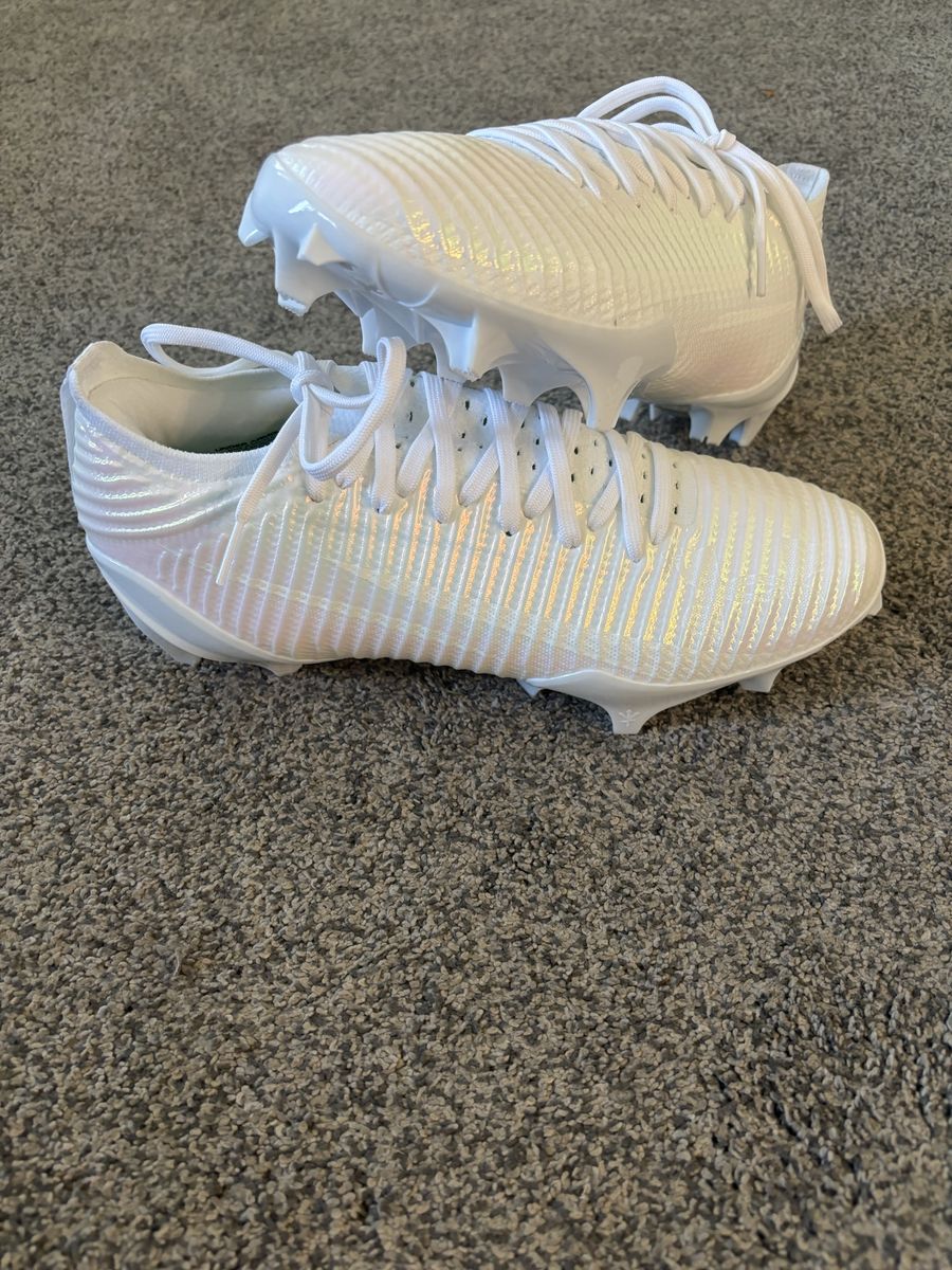 Under Armour Pro Blur White Football Cleats Men’s Size 9