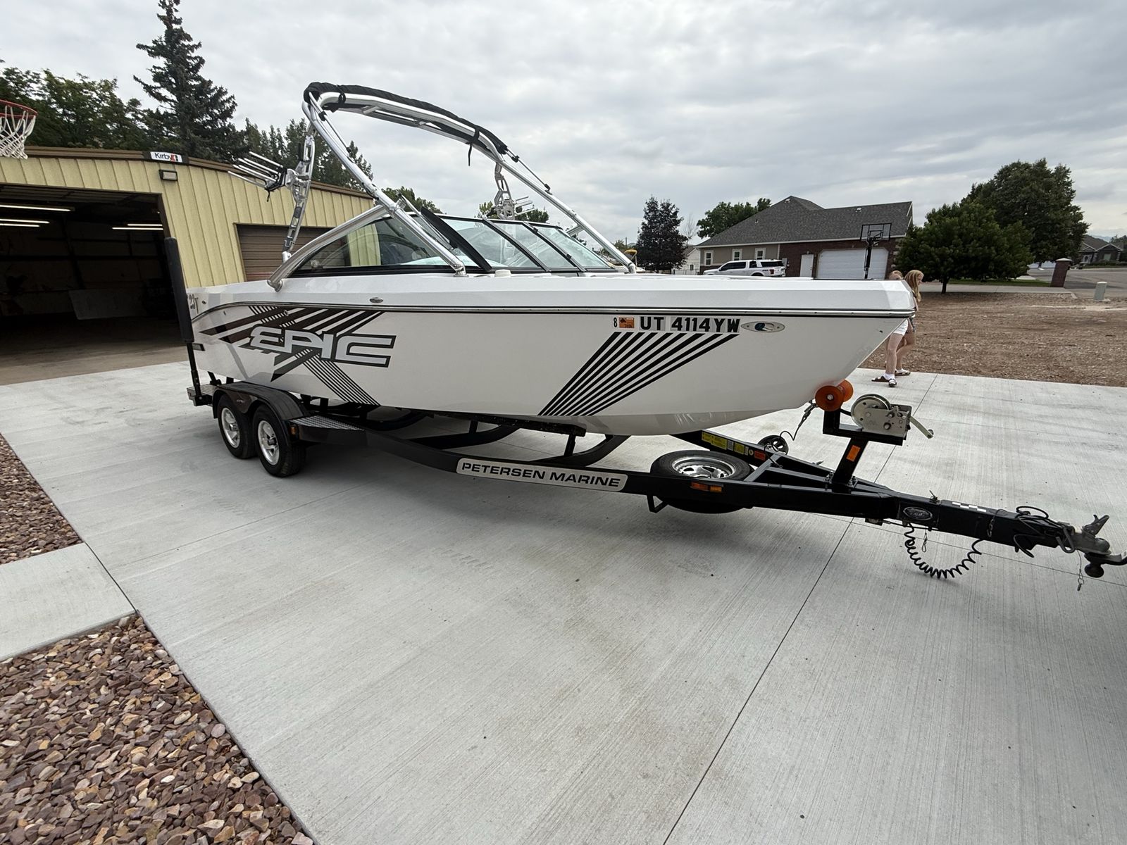 2013 Epic 23V