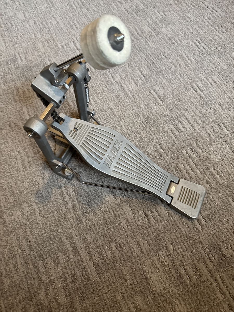 Mapex Bass Drum Pedal - Single Chain Drive with Felt Beater