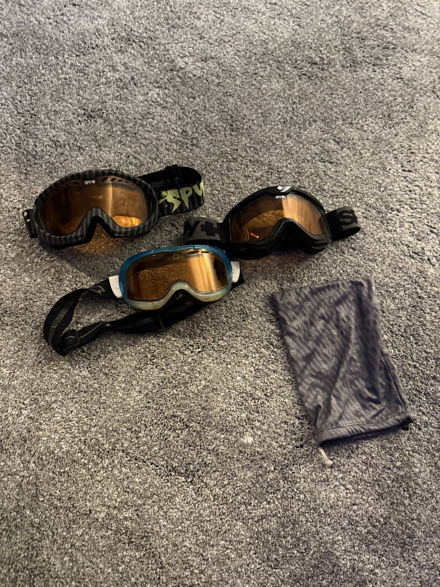 SPY Optic Ski & Snowboard Goggles - Set of 3 with Neck Gaiter