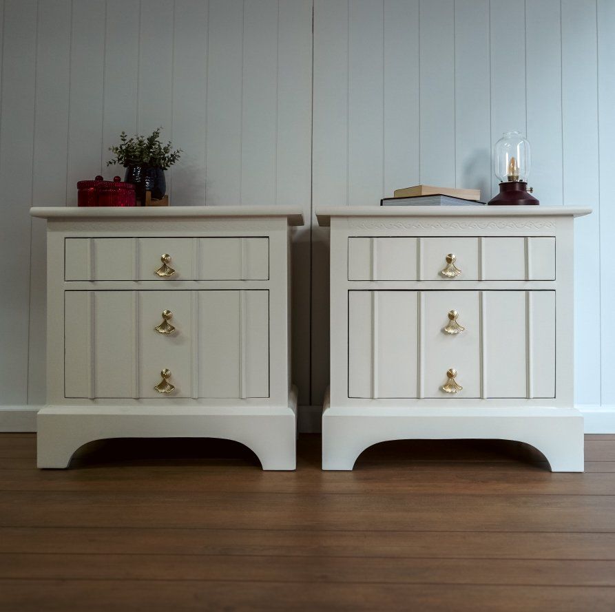 Beautiful White Nightstand Set