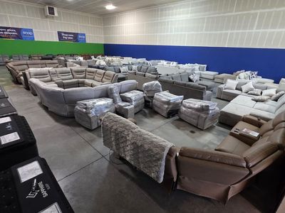 Furniture Warehouse Deals – Sectionals, Sofas & More