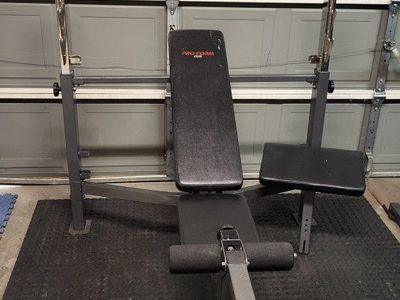 weight bench