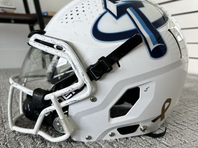VICIS ZERO2 Youth Football Helmet (Large) – Virginia Tech Top-Rated Safety